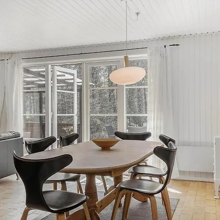 2534-nexo-strandmolleskoven-3 Feriehus Vester Somarken