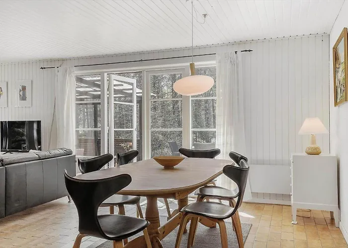 2534-nexo-strandmolleskoven-3 Holiday home Vester Somarken